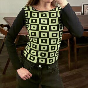 Mod Geometric Long Sleeve Top